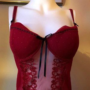 Bustier et J String.. Neuf.